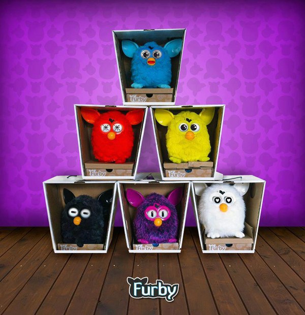 munecos_FURBY_interactivos