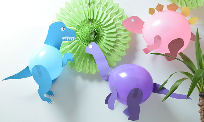 globos DIY para fiesta dinosaurios