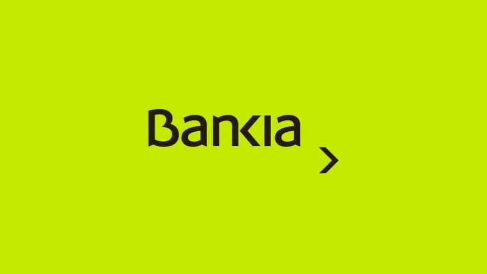 Tarjeta de Crédito Bankia Oro - Descubre las Funciones y cómo Solicitarla en Línea 